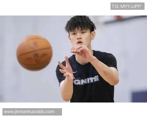 林书豪鼓励凡博勇敢追梦期待瀚森在新赛季的精彩表现 林书豪鼓励凡博勇敢追梦期待瀚森在新赛季的精彩表现