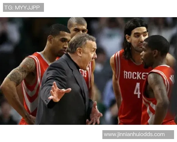 阿德尔曼批评C约翰逊放弃投篮以迎合球队风格的做法