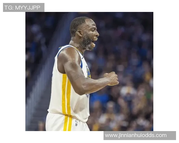 追梦赛后与老队友维金斯亲切交流库里与巴黎奥运队友阿德巴约畅谈未来